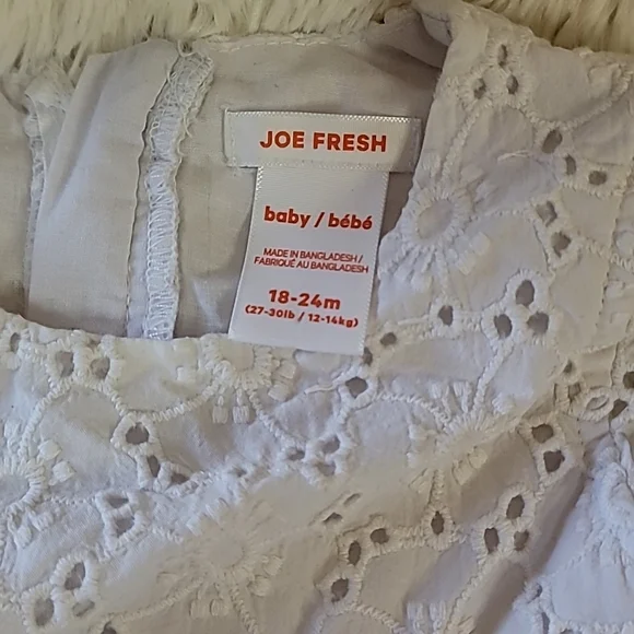 Toddler Girls summer Dress, Eyelet dress, white, Joe Fresh, Size 18 to 24 month - Picture 3 of 6